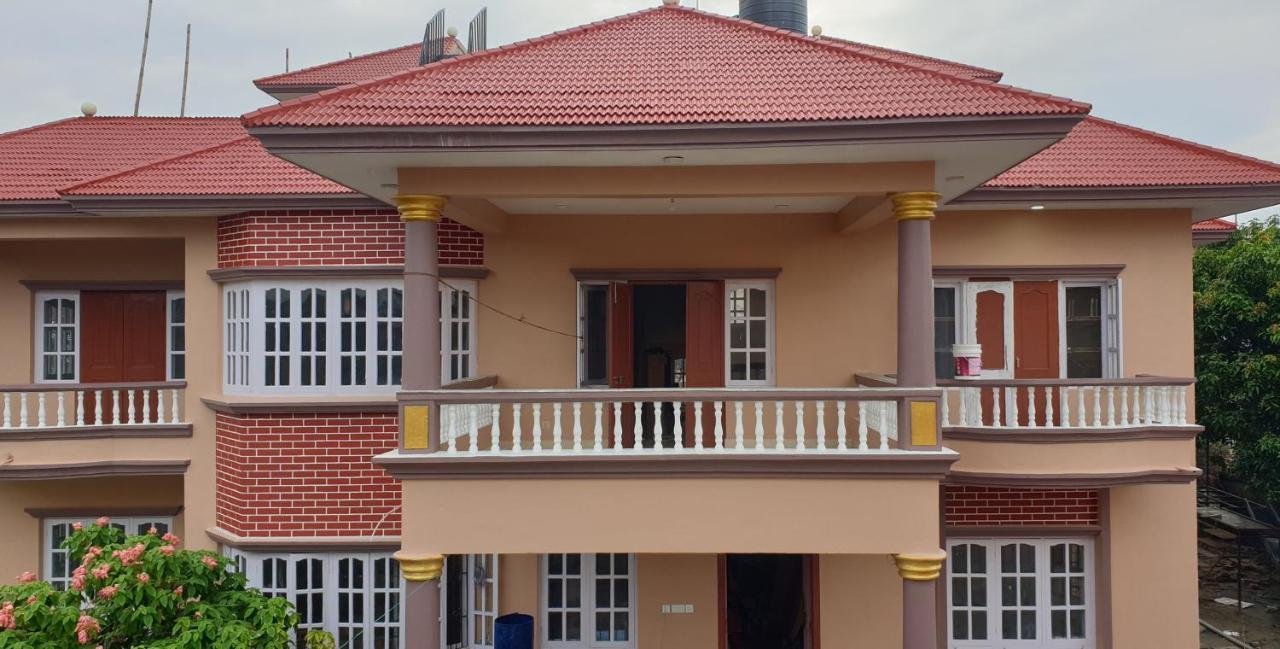 London House Resort บิรัทนาการ์ ภายนอก รูปภาพ