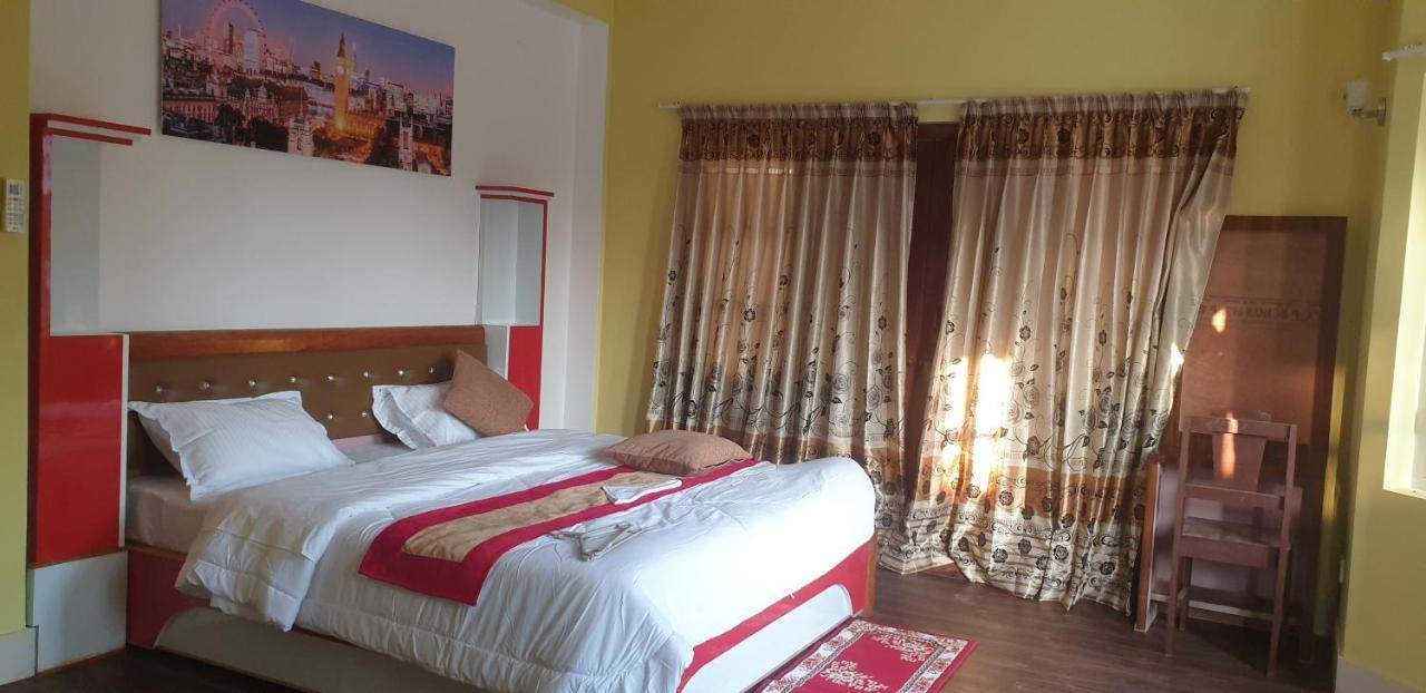London House Resort บิรัทนาการ์ ภายนอก รูปภาพ